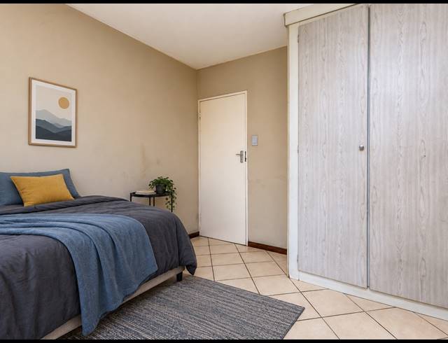 2 BEDROOM APARTMENT FOR SALE IN NOORDWYK